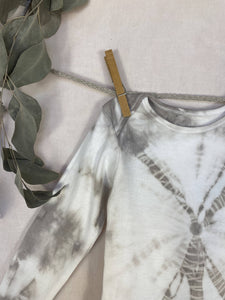 Hand dyed baby body - Grey Tie-dye Natural 9-12 month