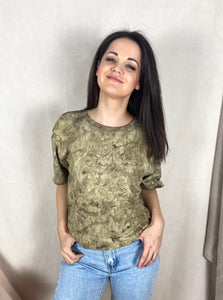 Hand-dyed T-shirt - Khaki Tie-dye Natural