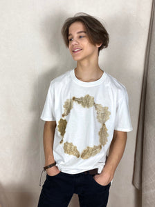 Hand dyed T-shirt - Oak Leaves' imprint Natural