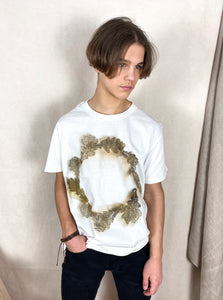 Hand dyed T-shirt - Oak Leaves' imprint Natural