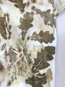 Hand dyed T-shirt - Oak Leaves' imprint Natural