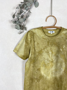 Hand-dyed T-shirt - Mustard Onion skins Natural