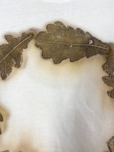 Hand dyed T-shirt - Oak Leaves' imprint Natural