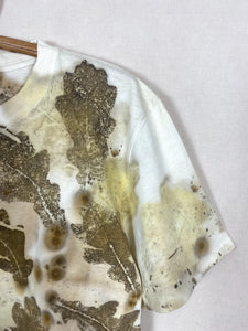 Hand dyed T-shirt - Oak Leaves' imprint Natural
