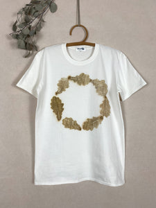 Hand dyed T-shirt - Oak Leaves' imprint Natural