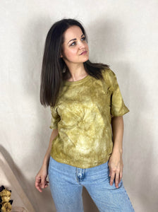 Hand-dyed T-shirt - Mustard Onion skins Natural