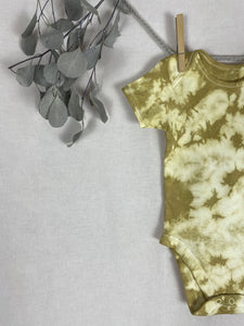 Hand dyed baby body - Yellow Tie-dye Natural 9-12 month