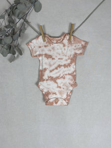 Hand dyed baby body - Pink Tie-dye Natural 6-9 month